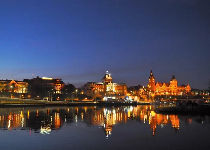 Kghn Tkacka 28 公寓 什切青